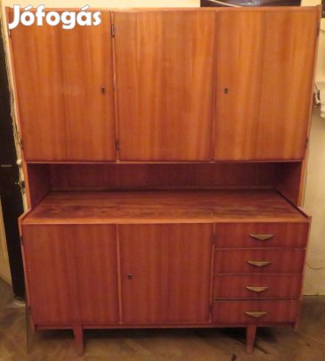 Ingyen elvihető bútorok