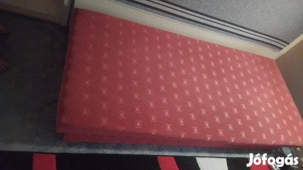 Ingyen elvihető egyszemélyes ágy