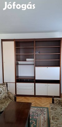 Ingyen elvihető szekrénysor Kecskemétről