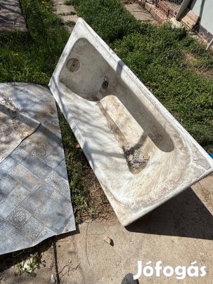 Ingyen elvihető tégla és kád