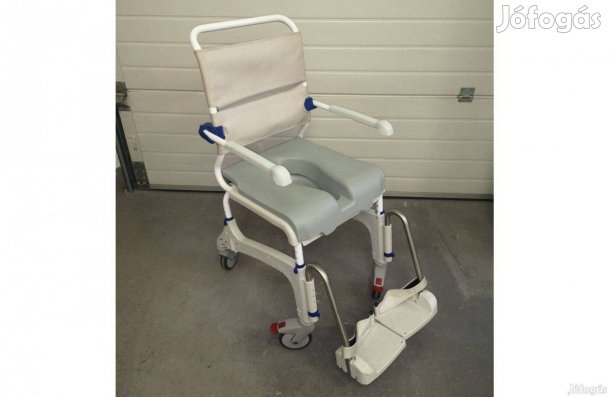 Ingyen kiszállítva!Aquatec Fürdetőszék és szoba Wc,gurulos Wc
