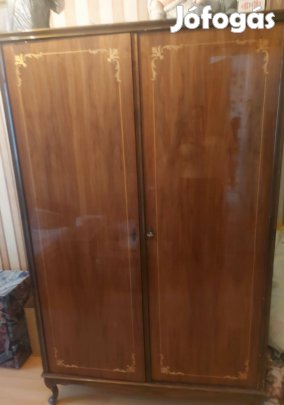 Intarziás Szekrény