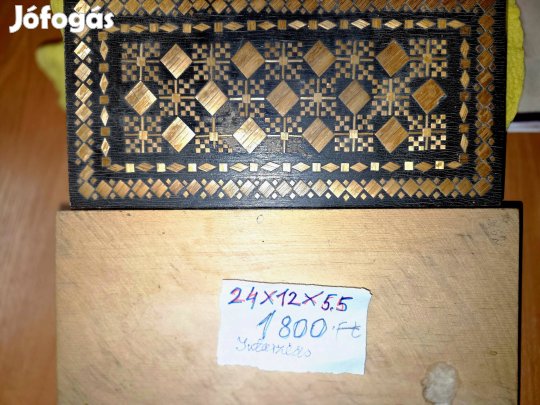 Intarziás kézmüves fadoboz