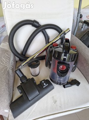 Intertek Gs tipusú 800w-os porzsák nélküli vezetékes porszívó