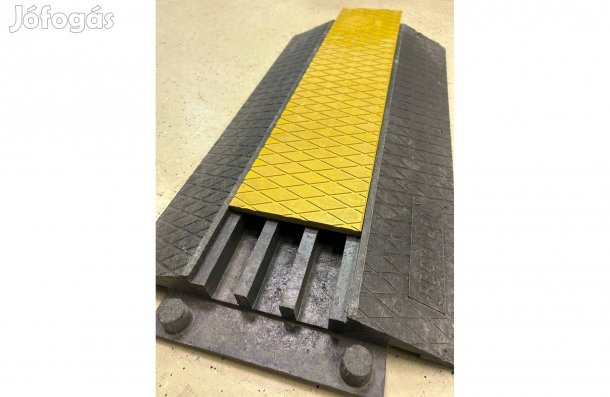 Ipari / Rendezvény 3 csatornás kábelvédő rámpa, nagy teherbírás