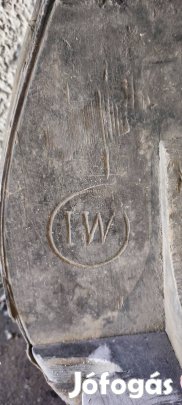 Ipari futtató fel lelt állapotban eladó 