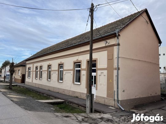 Ipari ingatlan Bonyhád központi részén