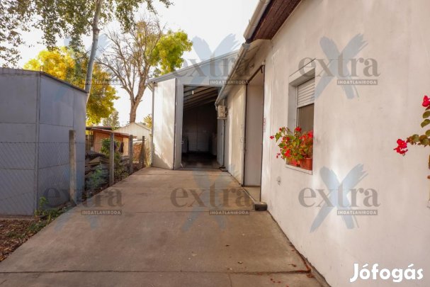 Ipari ingatlan eladó a Délép Ipari Parkban