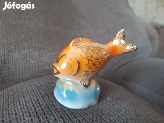 Iparművész Ksz. Aranyhal porcelán figura hal eladó