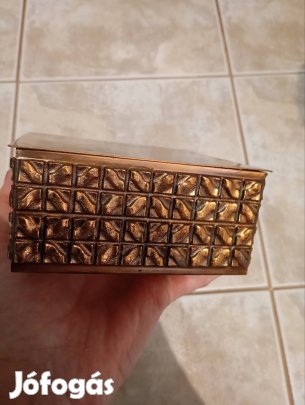 Iparműveszeti zsűrizett vörösrez doboz