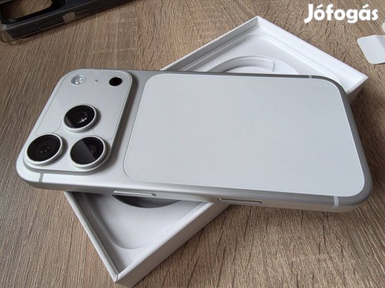 Iphone 17 Pro 256GB Silver - szinte Új - Független - Csere is lehet