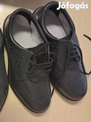 Ipoly 38-as női munkvédelmi cipő, bőrcipő, vasutas, vasúti