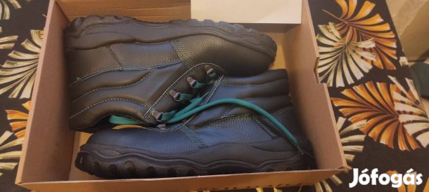 Ipoly munkavédelmi bakancs 42-es