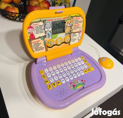 Irány a suli laptop