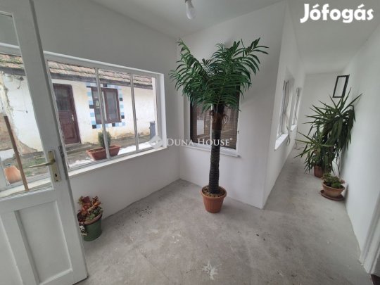 Iregszemcsei 76 nm-es ház eladó