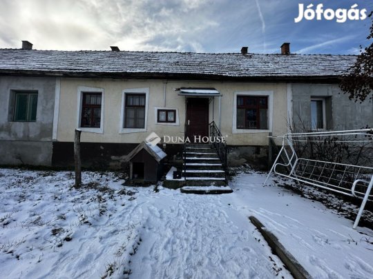 Iregszemcsei 77 nm-es lakás eladó