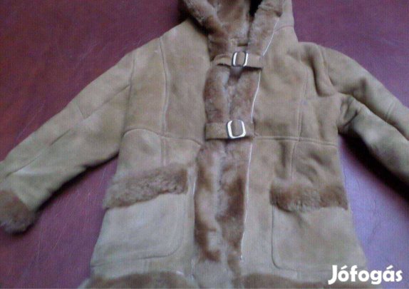 Irha kabát újszerű gyerek méret kapucnis
