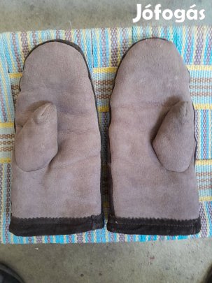 Irha kesztyű eladó