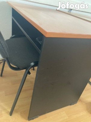 Íróasztal 3 db