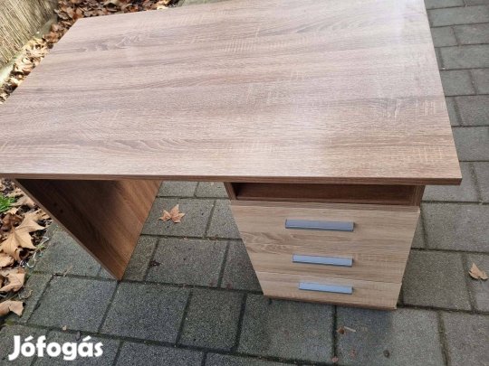 Íróasztal 3 db fiókkal
