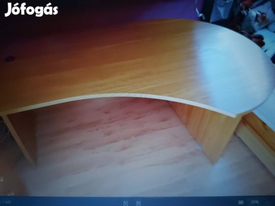 Íróasztal Exluzív Használt Kitünő állapotu