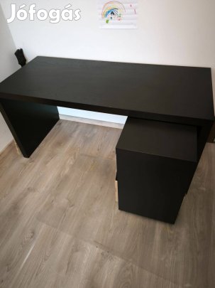Íróasztal Ikeás Malm
