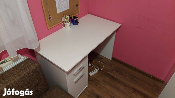 Íróasztal (Möbelix, Palermo)