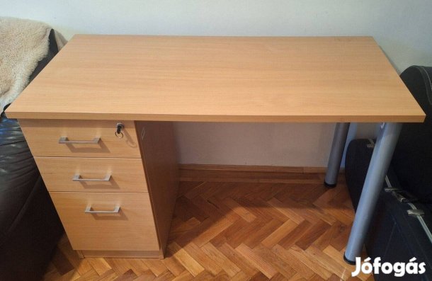 Íróasztal, irodai asztal 120x60cm 74cm magas