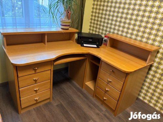 Íróasztal, sarok kivitelű