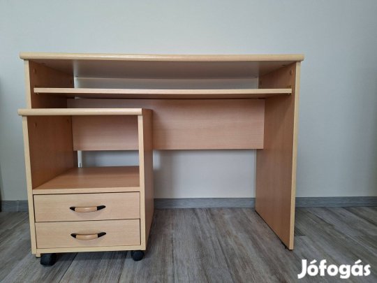 Íróasztal, számitógépasztal