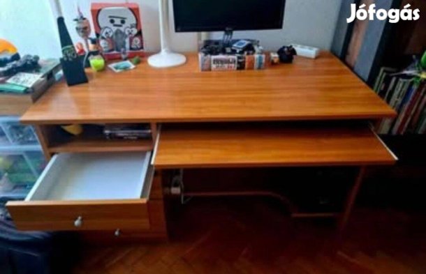 Íróasztal, számítógépasztal