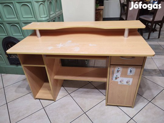 Íróasztal eladó