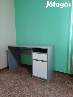 Íróasztal eladó