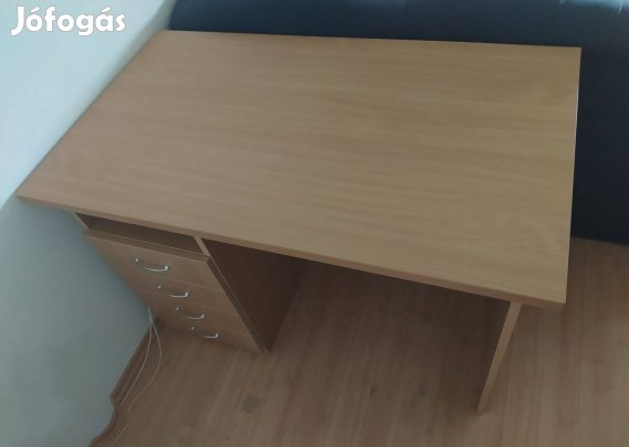Íróasztal használt