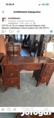 Íróasztal klasszikus fából