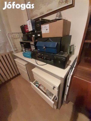 Iróasztal plussz 2 db zárható fiókos szekrény, külön is eladó 11.ker