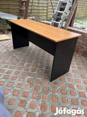 Íróasztal-számítógép asztal 