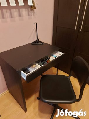 Iróasztal székkel