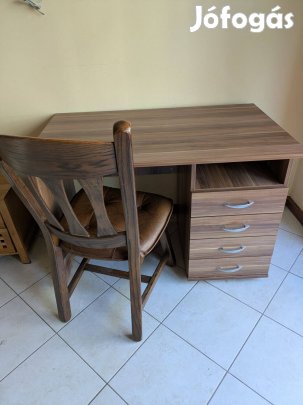 Íróasztal székkel vagy anélkül
