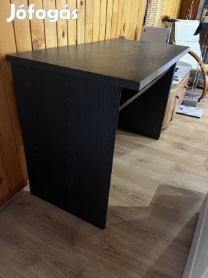 Iroda asztal (ajándék kisasztal mellé)