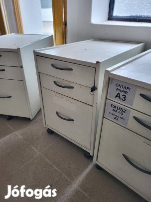 Iroda széf szekrény gurulós 