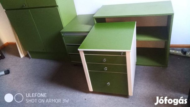 Irodabútor zöld