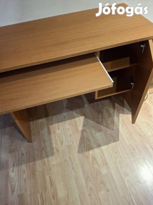 Irodabútorok eladók