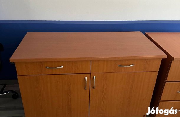 Irodabutorok vegkiarusitas nagy kedvezmenyekkel