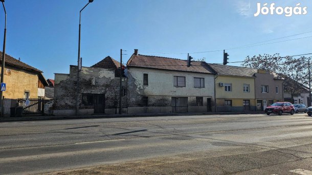 Irodaház/telephely eladó!