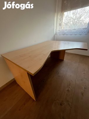 Irodai asztal eladó