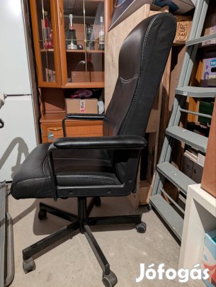 Irodai forgószék 1 db fekete karfás szék