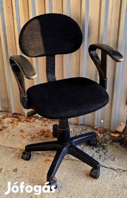 Irodai forgószék A 12194