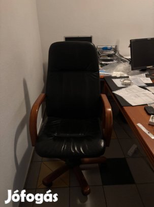 Irodaszék eleadó