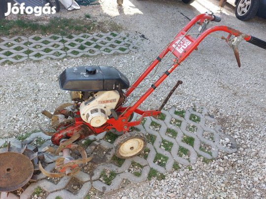 Iseki AC-2 benzines 2 ütemű kapálógép 4 kapa 2 vas kerékkel